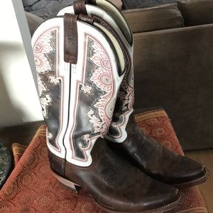 Ariat Alameda Snip Toe Boots 8.5